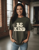 Be Kind Women Classic oversized T-Shirt