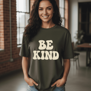 Be Kind Women Classic oversized T-Shirt